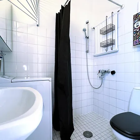 Artistic Kallio Apartment *